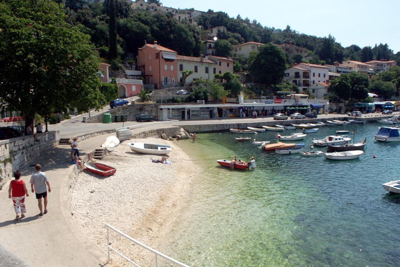 Apartments With A Parking Space Rabac, Labin - 2340 エクステリア 写真