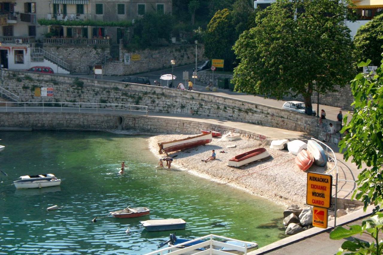 Apartments With A Parking Space Rabac, Labin - 2340 エクステリア 写真