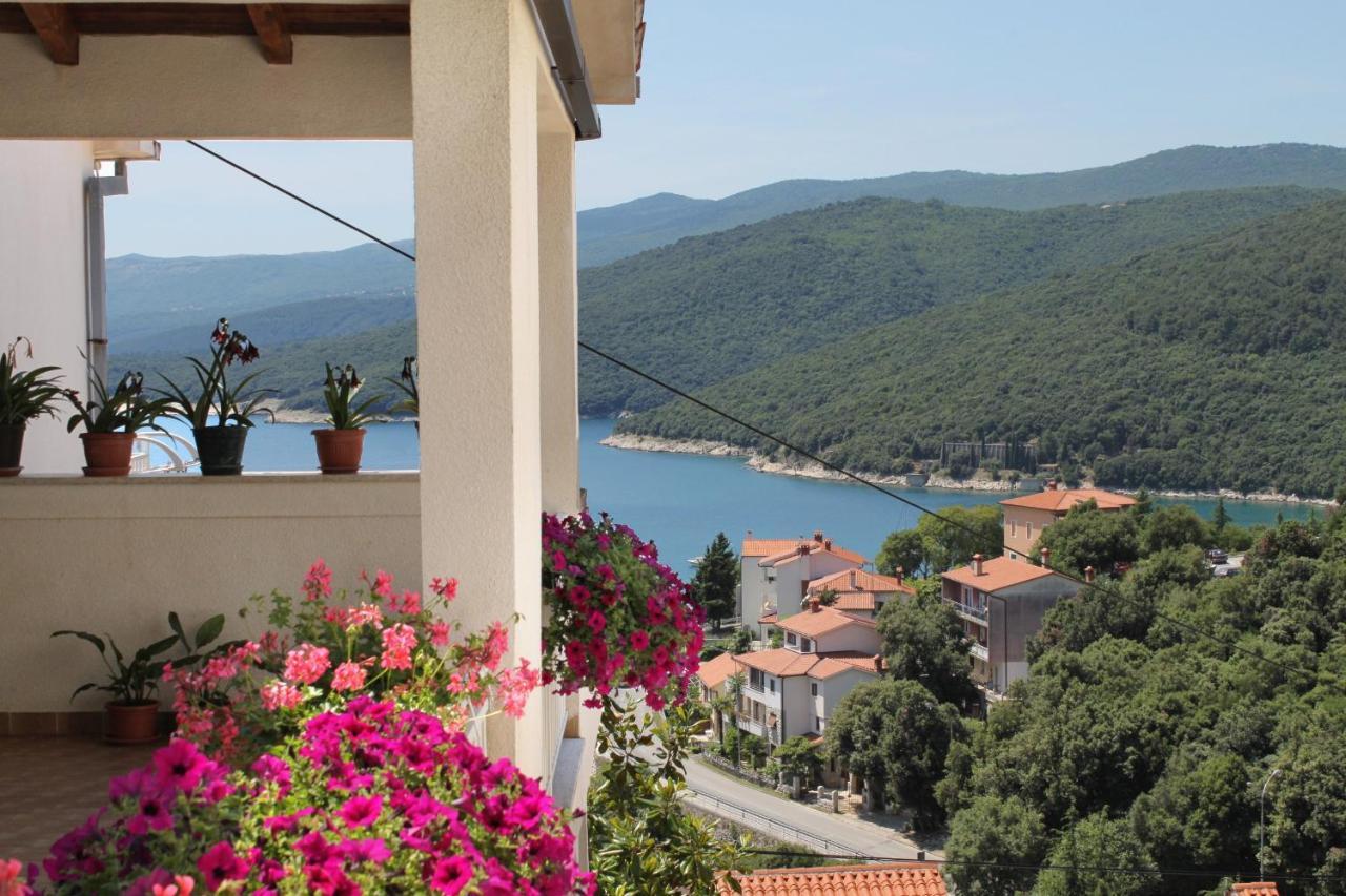Apartments With A Parking Space Rabac, Labin - 2340 エクステリア 写真